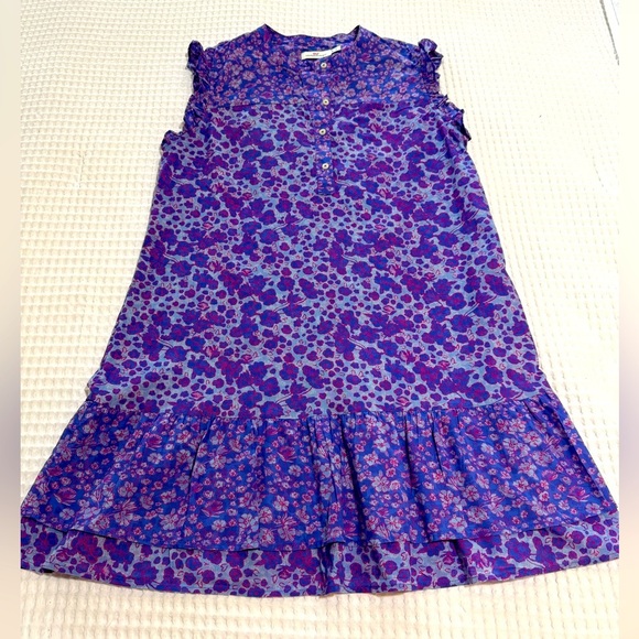 Vineyard Vines Dresses & Skirts - Vineyard Vines purple floral drop waist dress - Size 10